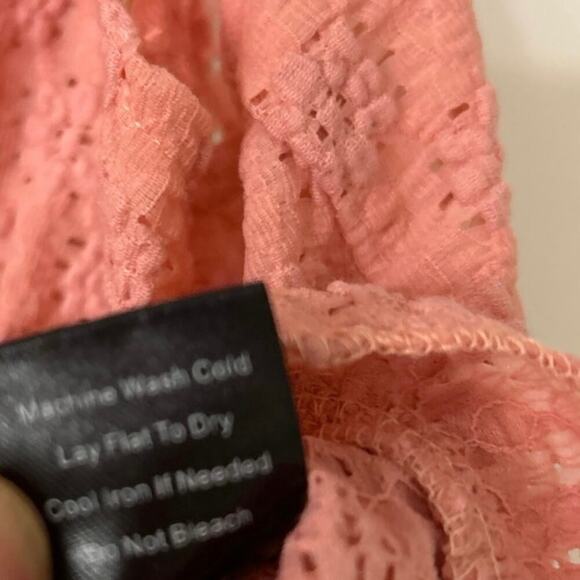 Pol Pink Embroidered Ruffle Cap Sleeve Smocked Cropped Top Large Coquette - Picture 11 of 11